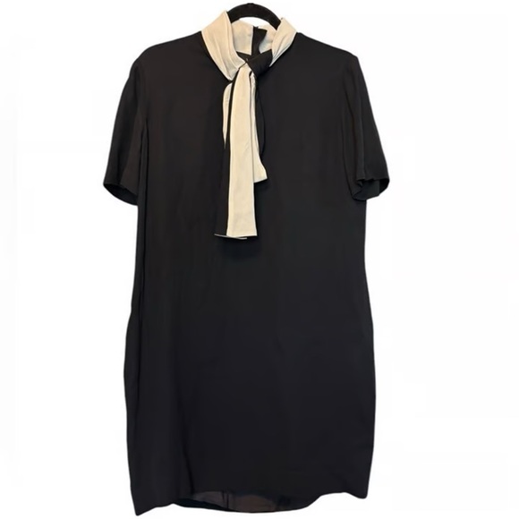 Lanvin Elegant Black Dress with White Scarf - Picture 1 of 11